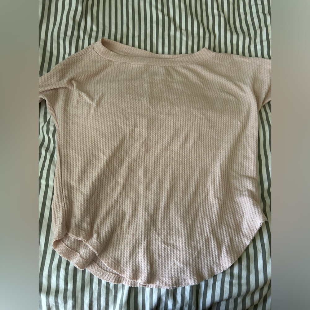 Aeropostale pink long sleeve shirt. Size xs
